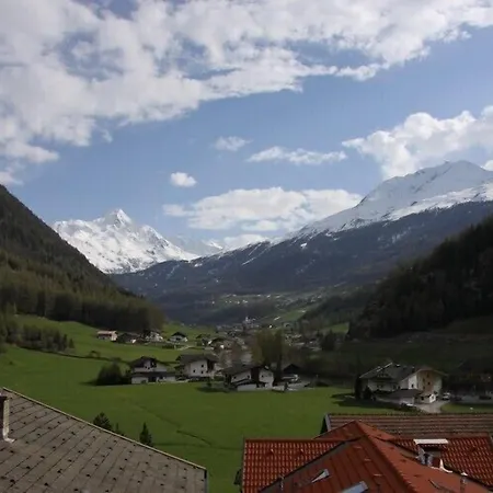 A Casa Saphir Appartement-hotel Апартаменты *