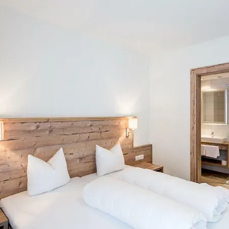 卡萨沙非尔公寓酒店