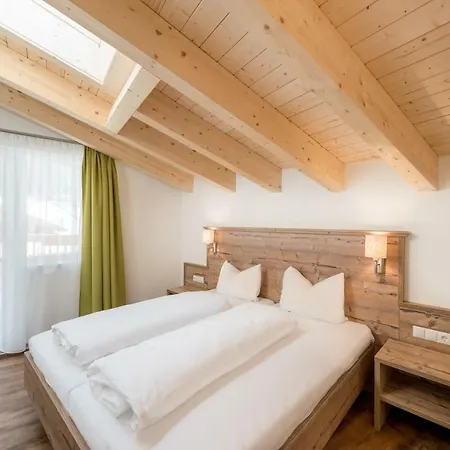 A Casa Saphir Appartement-hotel Daire *