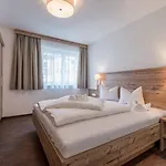 A Casa Saphir Appartement-hotel * Ζόλντεν